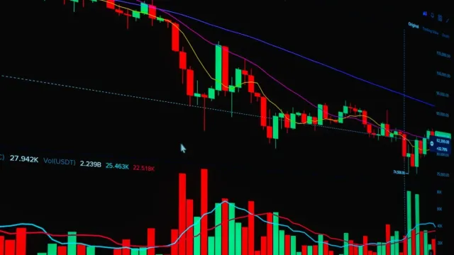 Euro Bölgesi üçüncü çeyrekte yüzde 0,4 büyüdü